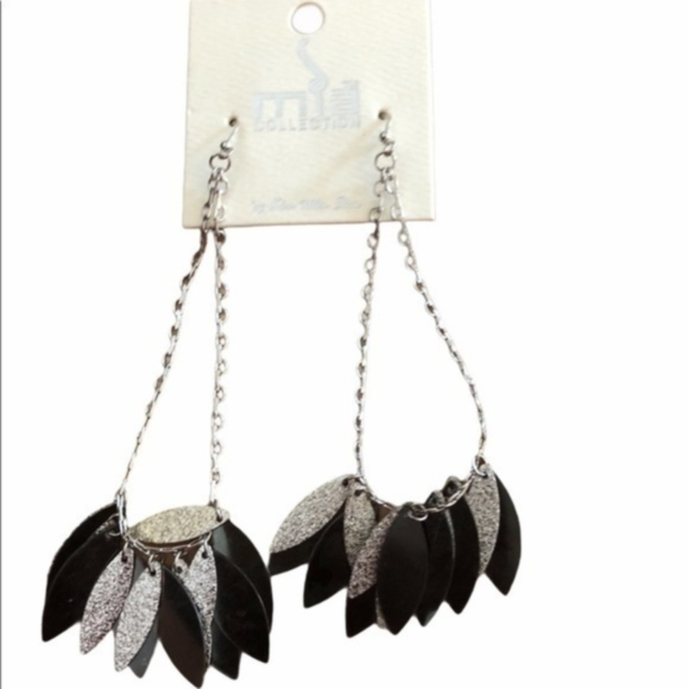 Women's Mia Collection‎ Fashion Fisnet Hook Earring